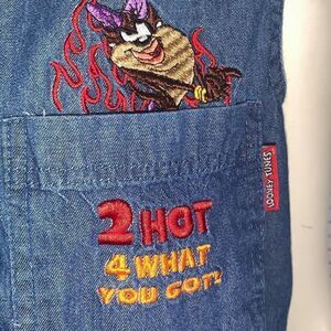 Tasmanian Devil Looney Tunes She-Devil Taz Flames Sleeveless Denim Button Top Wo